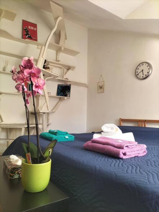 토리노 La Casa Di Marta - Ampia Ed Accogliente Mansarda In Piazza Statuto 아파트 외부 사진